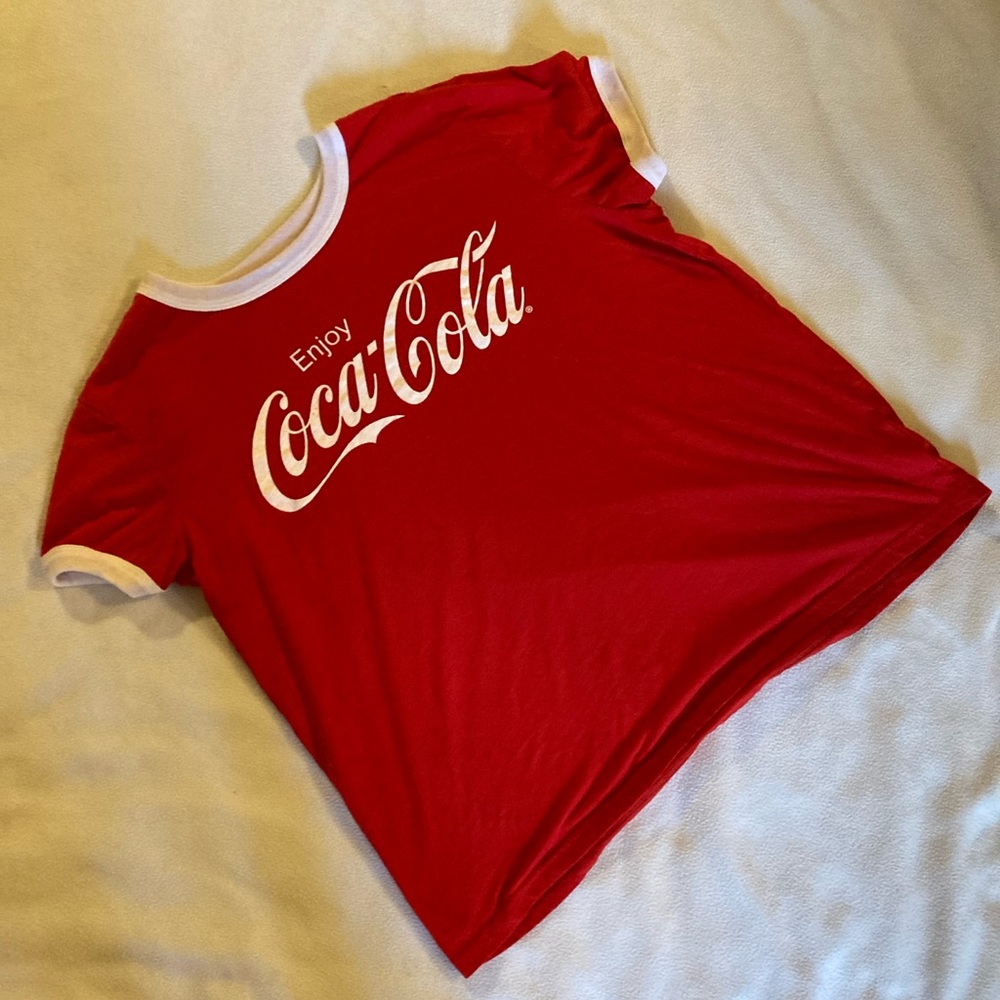 Coca-Cola shirt
Brand new
Size XL